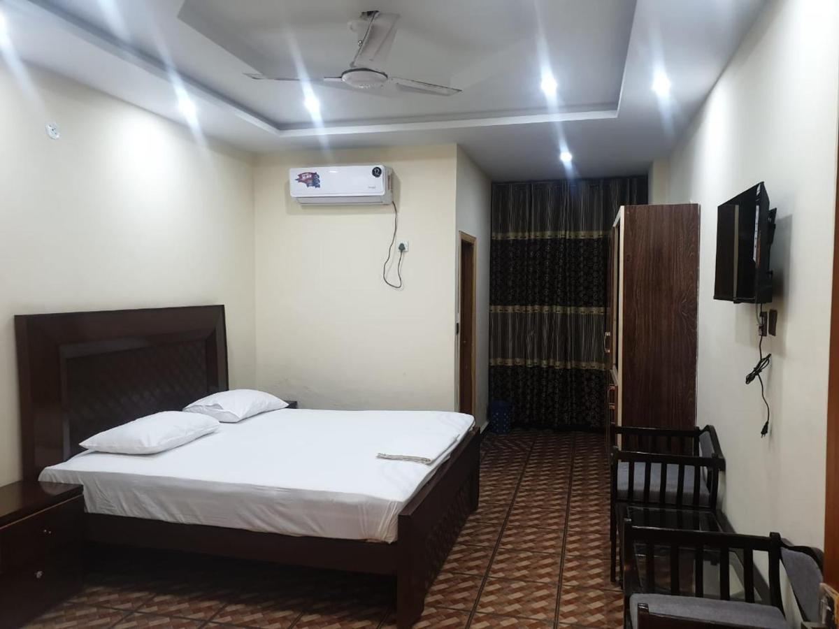 Dream Night Hotel Islamabad Extérieur photo