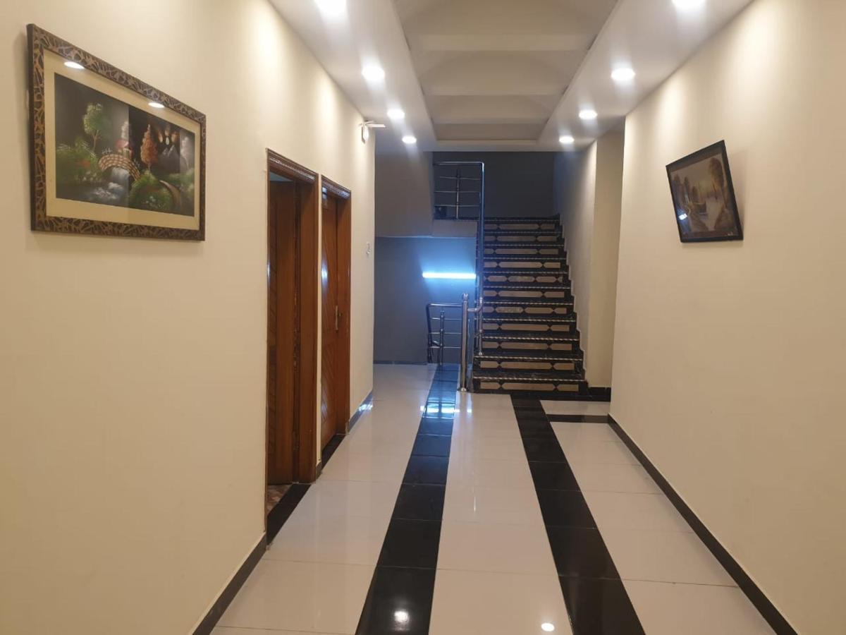 Dream Night Hotel Islamabad Extérieur photo